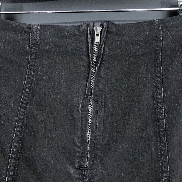 Free People Women's Modern Femme Denim Mini Skirt Size 2 Black Boho Goth - Picture 6 of 8